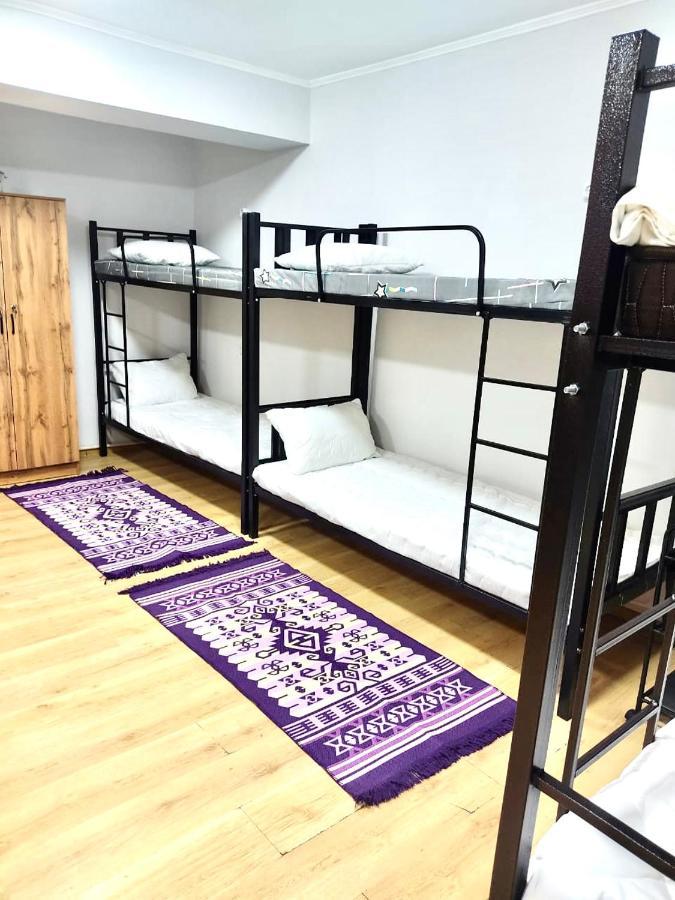 Like Home Hostel Na Timiryazeva アルマトイ エクステリア 写真